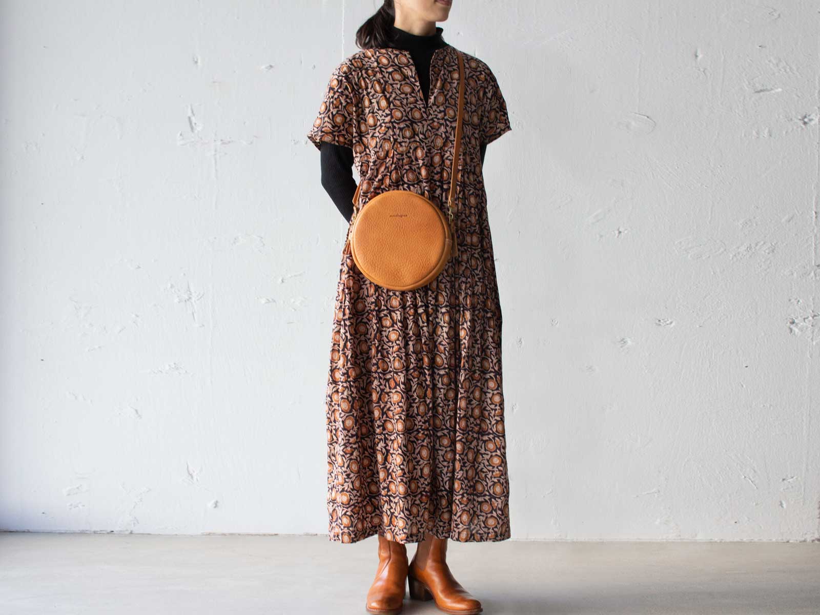 丸ショルダー 身長156cm