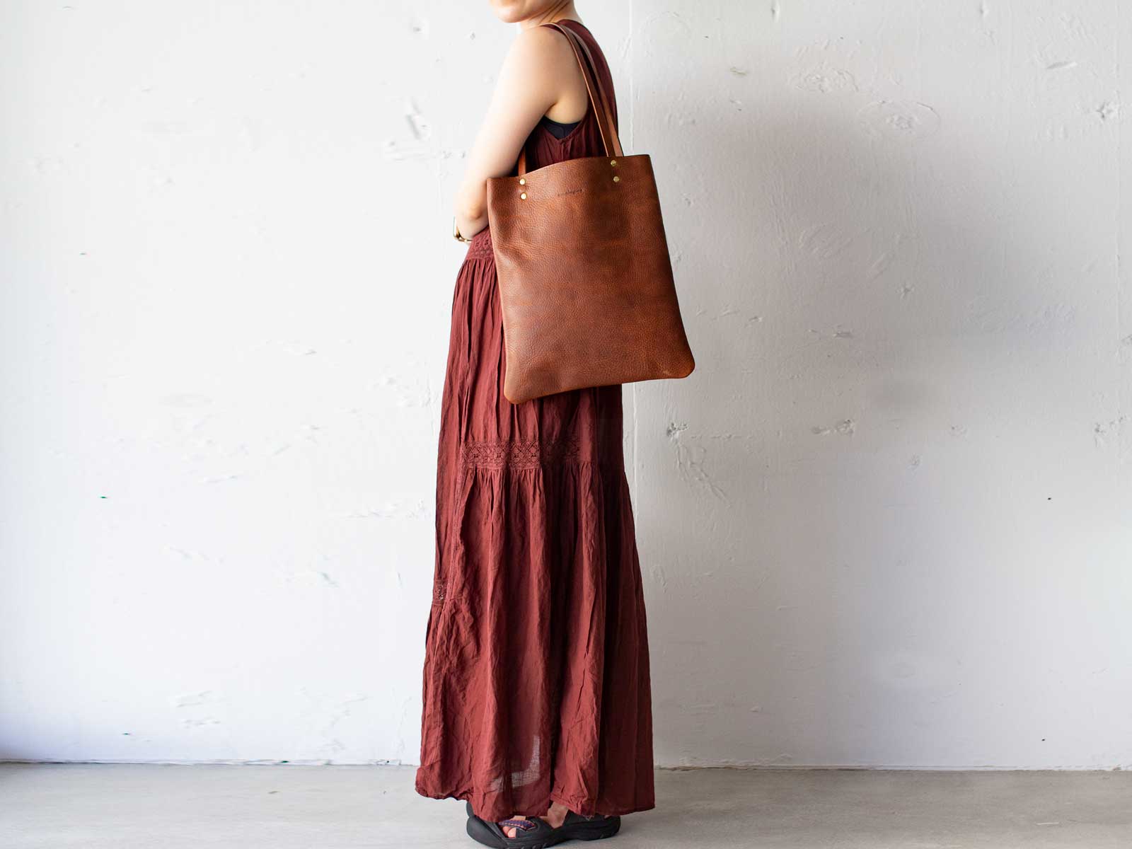 A4シンプルトート マローネ 身長158cm